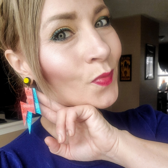 Meet your Posher, Kim - Picture 11 of 11